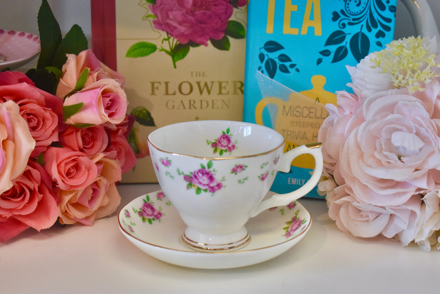 Country Rose White Teacup Gift Set