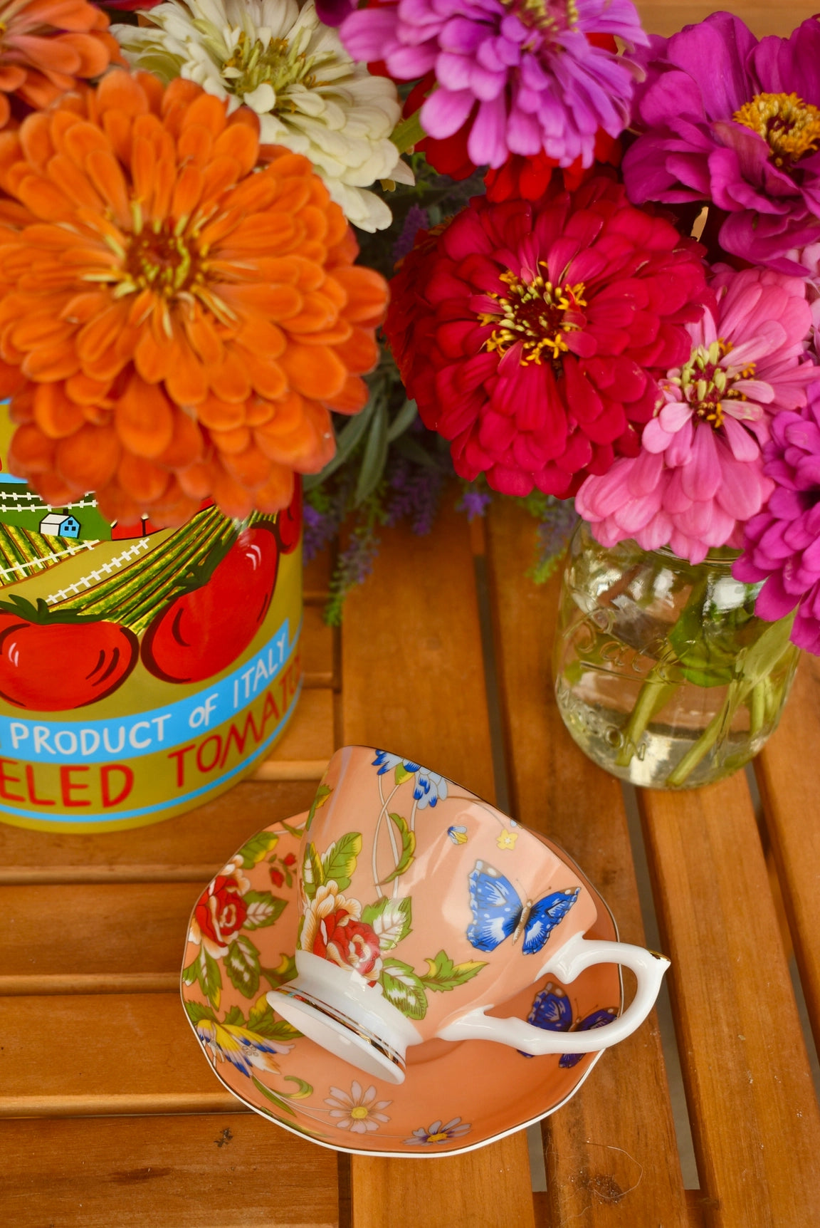 Renaissance Garden in Coral Teacup Gift Set