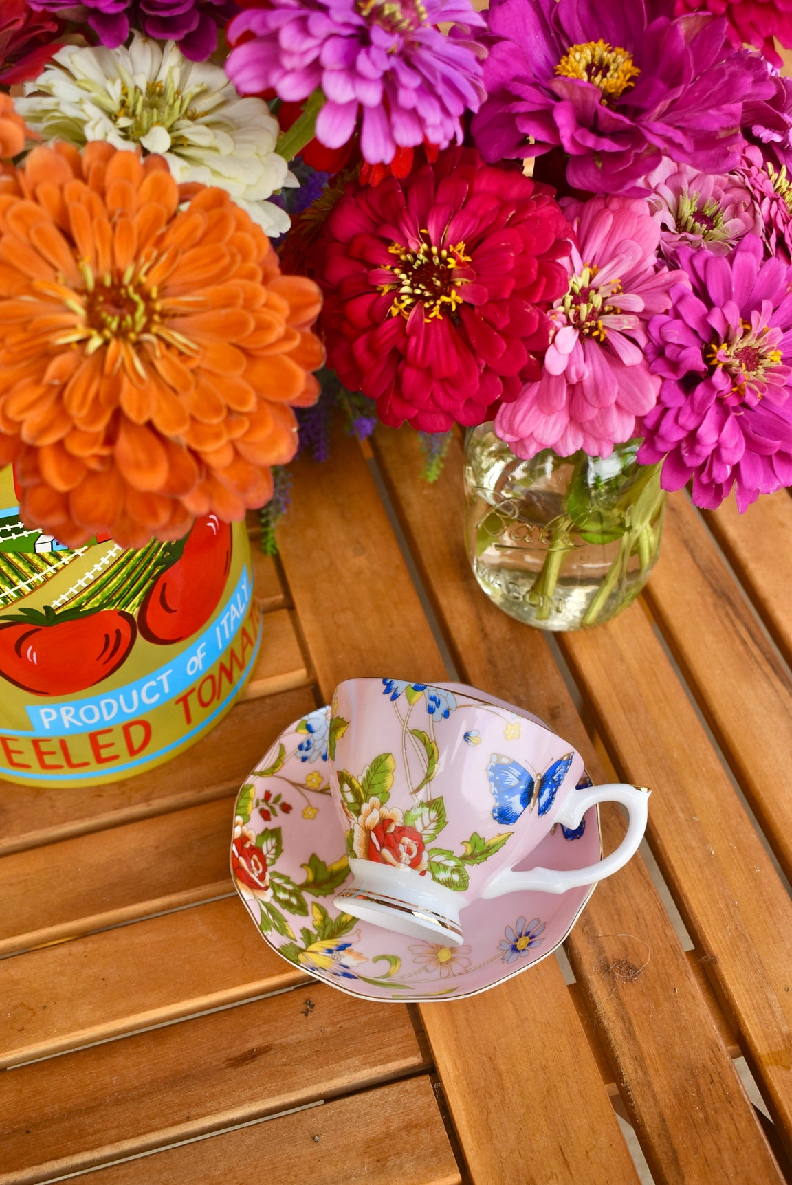 Renaissance Garden in Blossom Teacup Gift Set