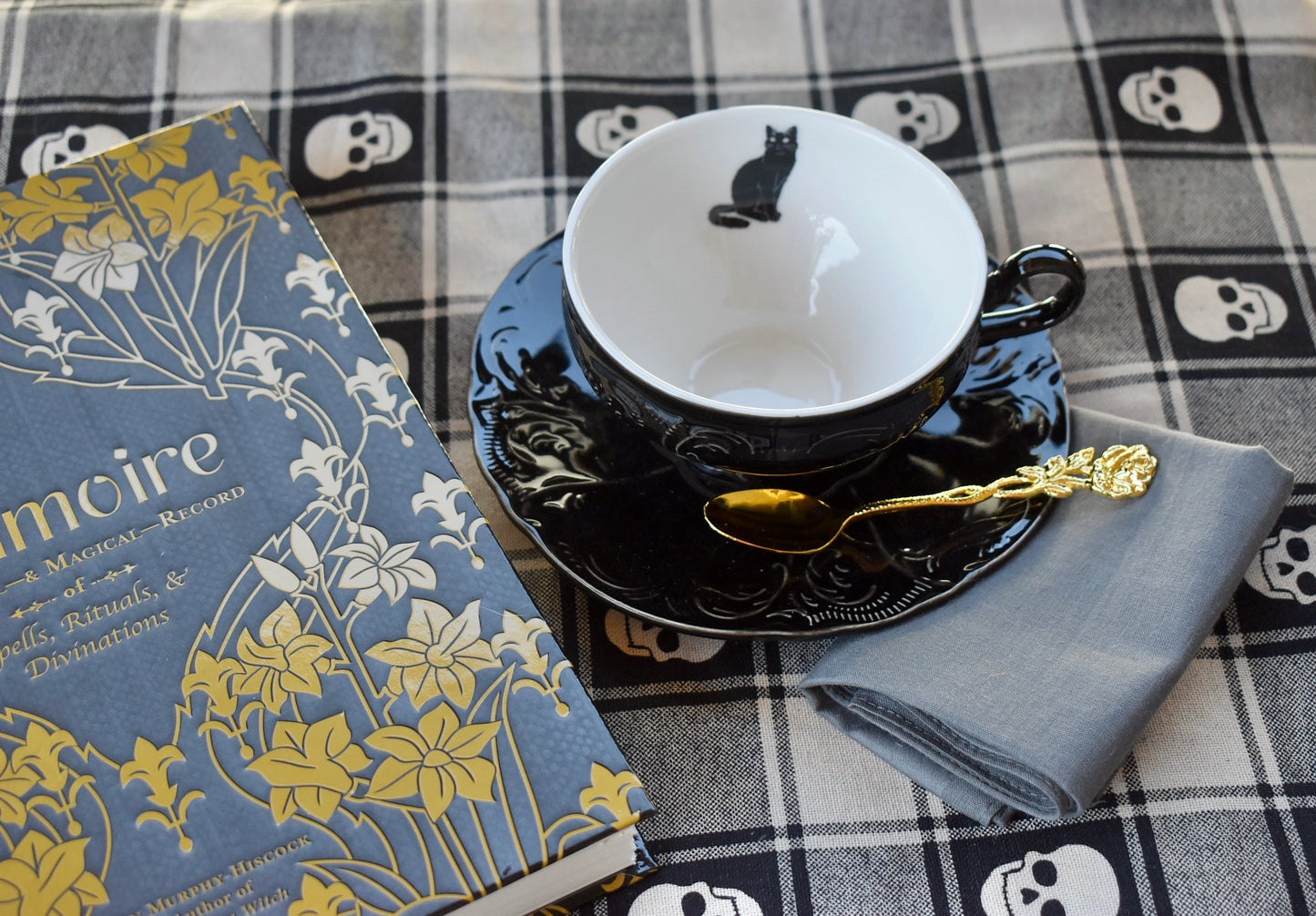 Black Cat Teacup Gift Set