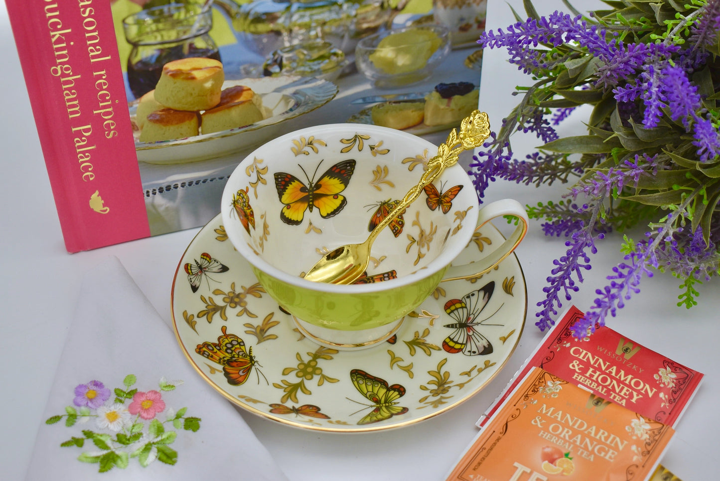 Butterflies on Green Meadow Teacup Gift Set