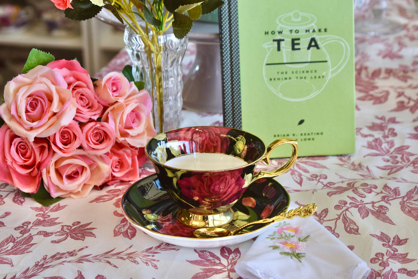 Regency Roses on Black Teacup Gift Set