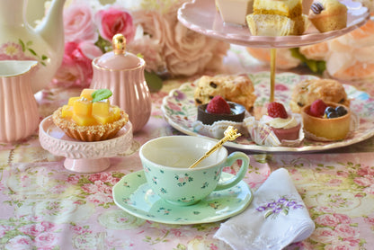 Daisies Coquette Mint Teacup Gift Set