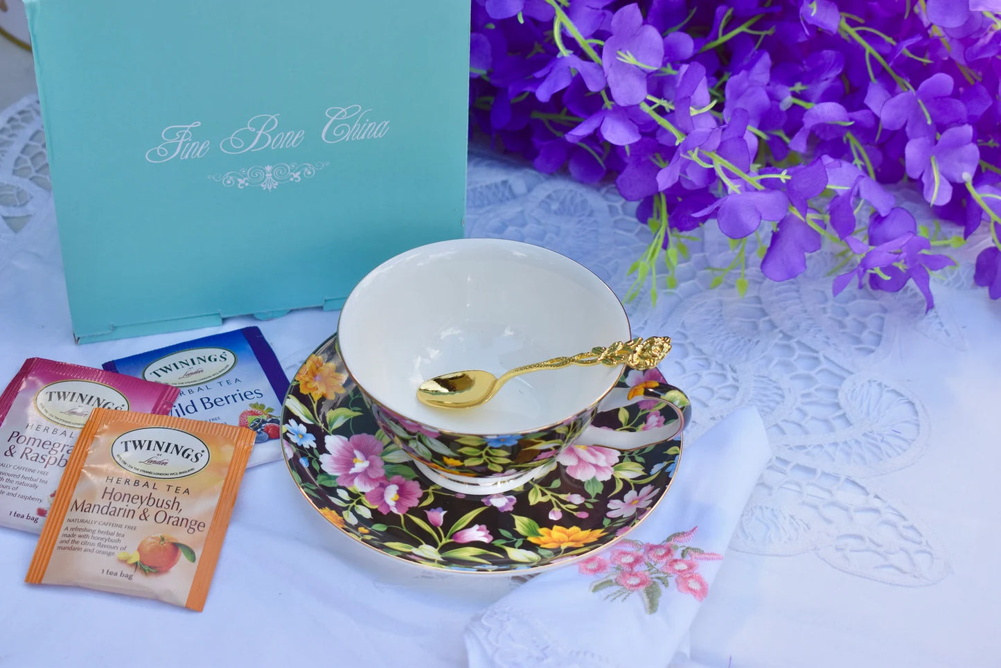 Fiesta Black Flowers Teacup Gift Set