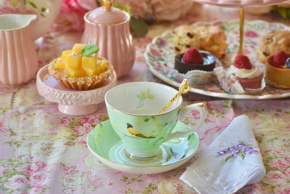 Watercolor Birds on Green Teacup Gift Set