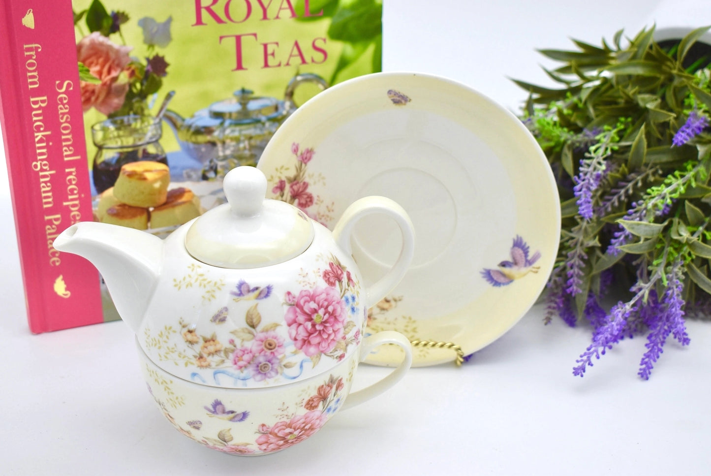 Pretty in my Garden Buttercup Yellow Tea For One Gift Set