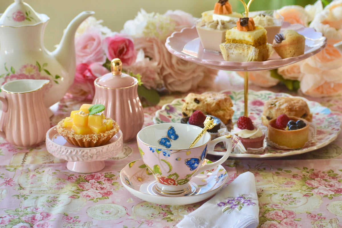 Renaissance Garden in Blossom Teacup Gift Set