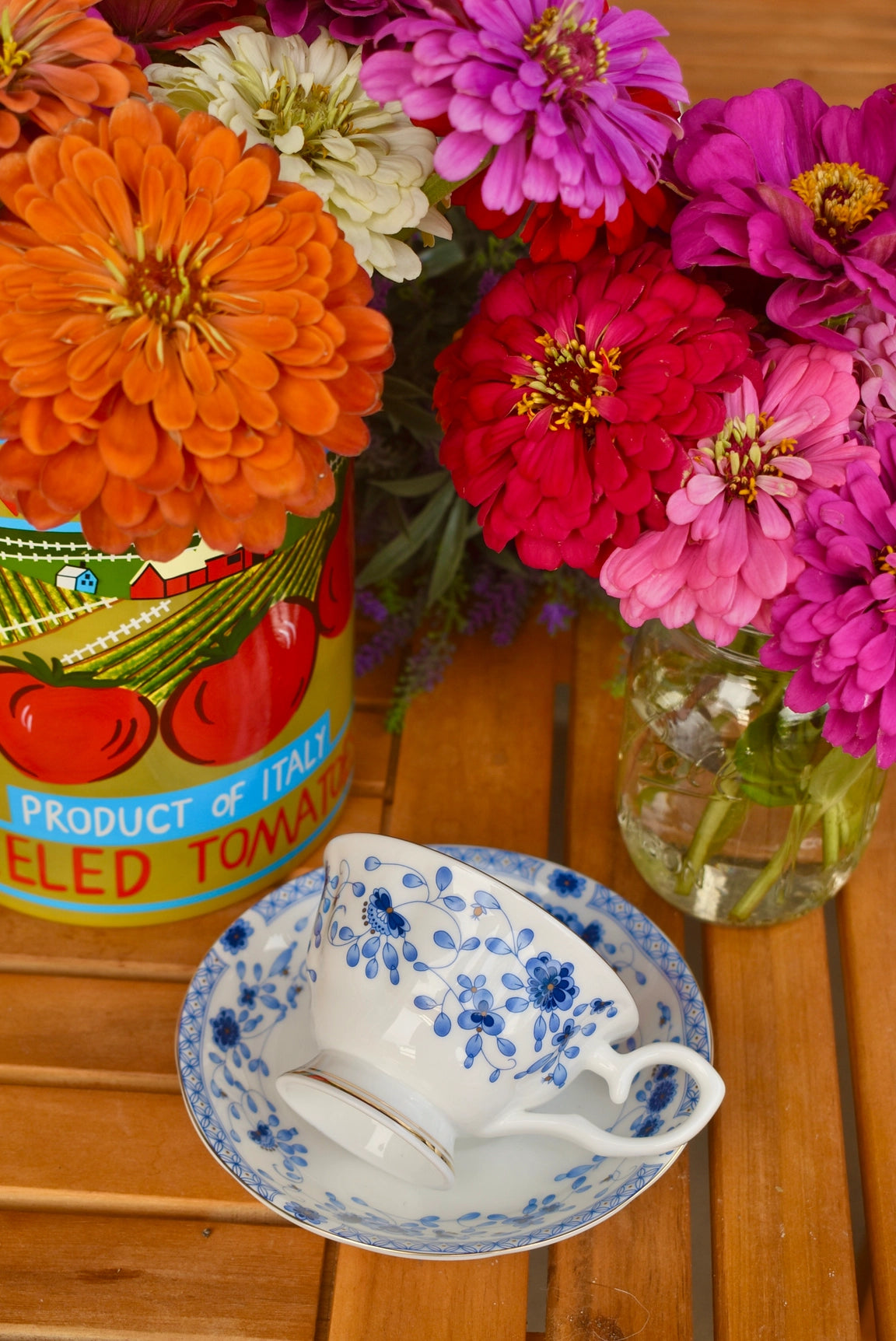 Petite Fleurs Teacup Gift Set