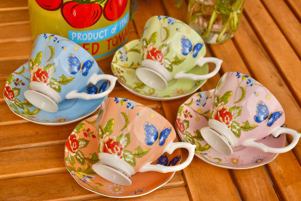 Renaissance Garden in Blue Teacup Gift Set