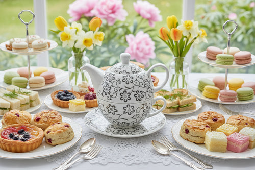 Spellbinders Flowers Tea for One Gift Set