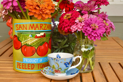 Renaissance Garden in Blue Teacup Gift Set