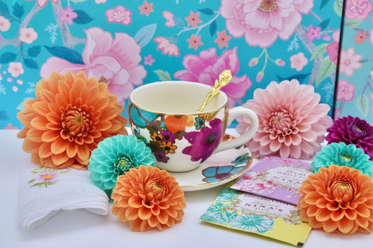 Dahlia Blooms Teacup Gift Set