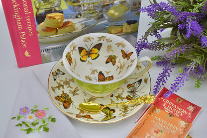 Butterflies on Green Meadow Teacup Gift Set