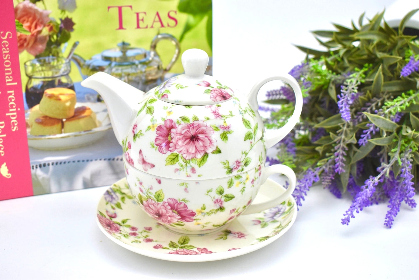 Chintz White Tea for One Gift Set