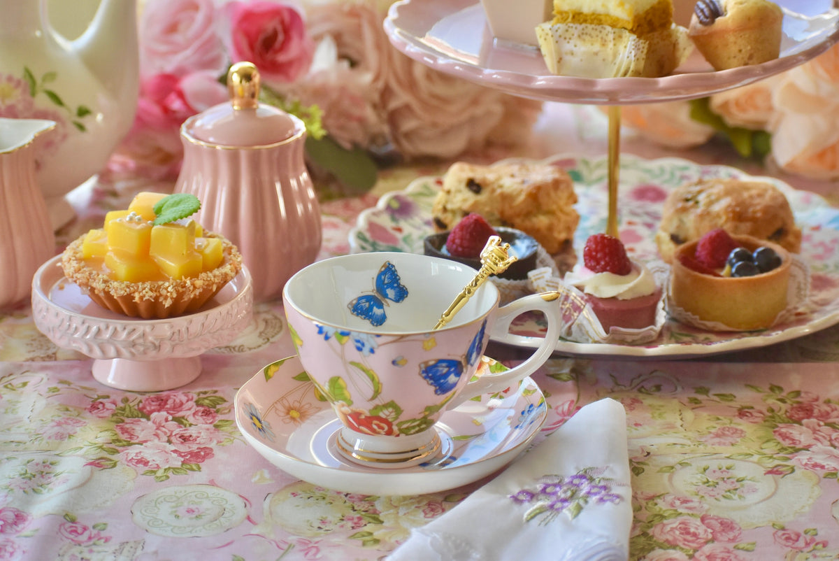 Renaissance Garden in Blossom Teacup Gift Set
