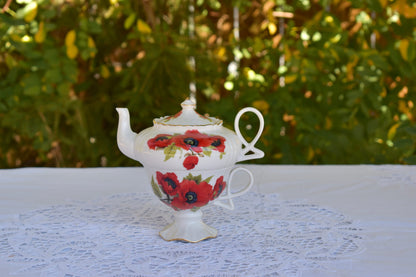 Scarlet Poppies Tea for One Gift Set