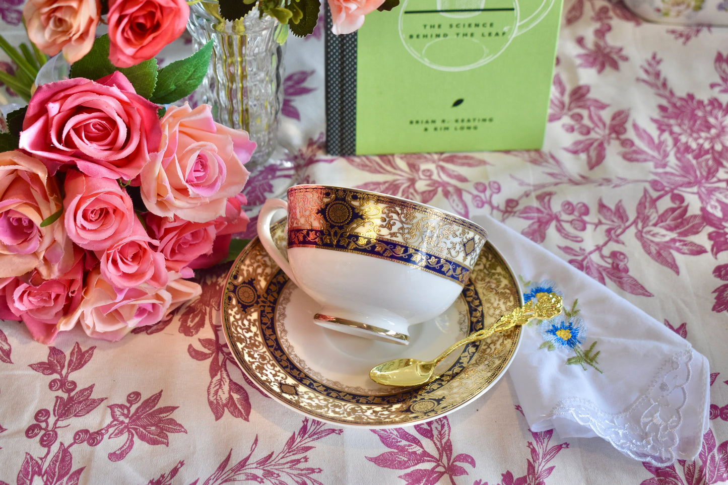 French Florentine with Blue Teacup Gift Set