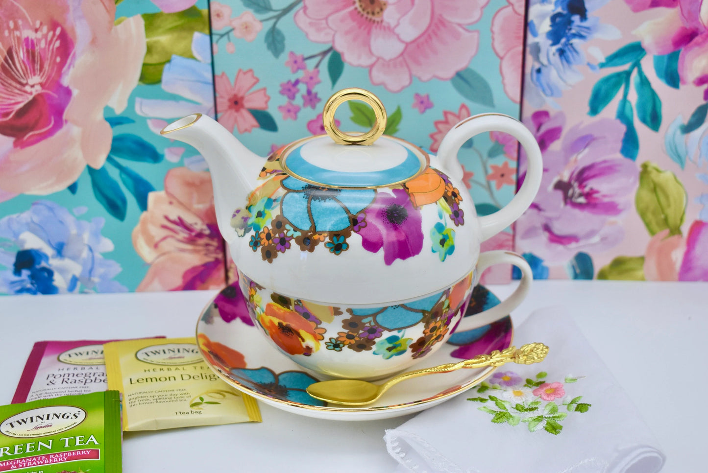 Dahlia Tea for One Gift Set