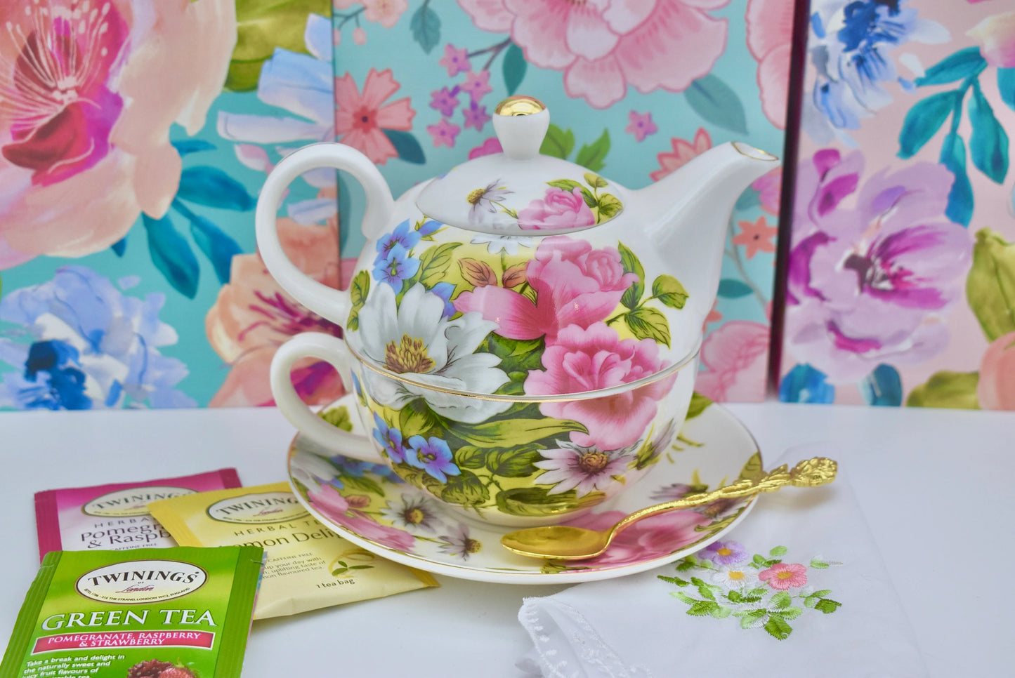 Rose Garden Tea for One Gift Set