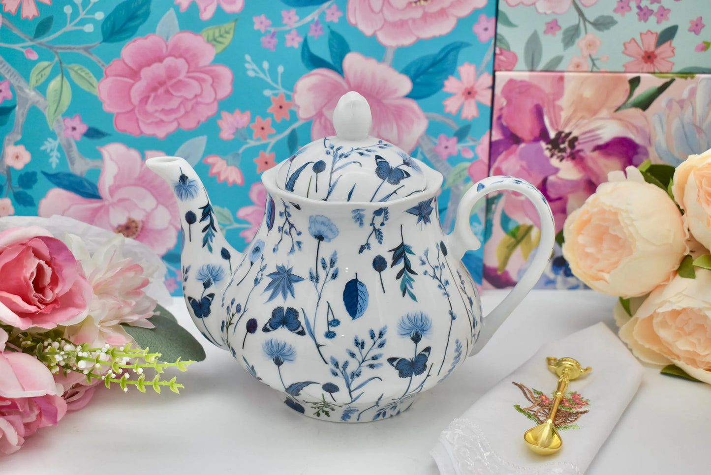 Dandelions and Feathers Teapot